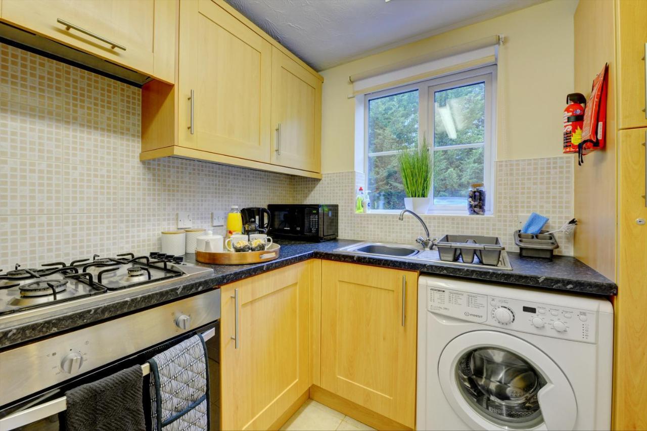 Modern 2 Bed House Sleeps 6 Southam Town Centre - Inspire Homes Ltd Exterior foto